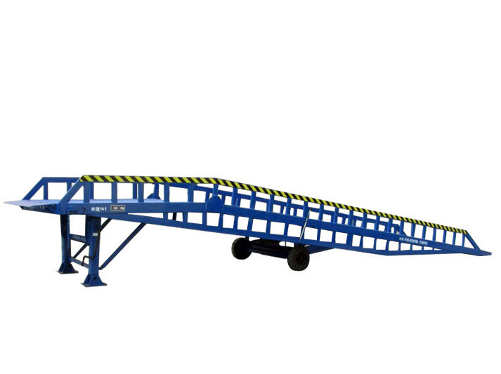 10000Kg Loading Capacity Mobile Dock Ramp 1.8 Meters Working Height for Logistic Park