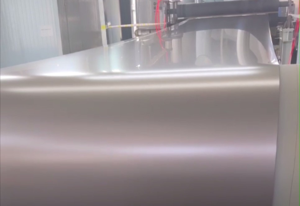 Silver PVDF Paint Color Coated Aluminum Coil Based on AA 5052 Alloy For Wall Systems