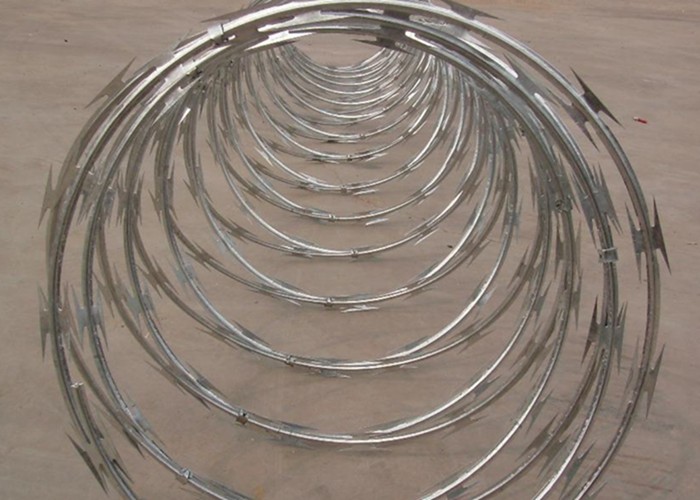 Hot Dipped Galvanized Razor Fencing Wire Razor Wire Mesh BTO-10 BTO-22 BTO-60