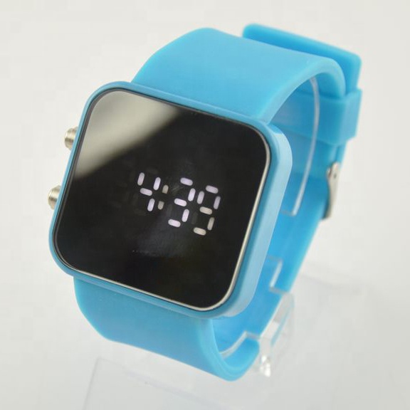 Fashion Quartz Smart Wrist Watch LED Style With Silicone Case Material