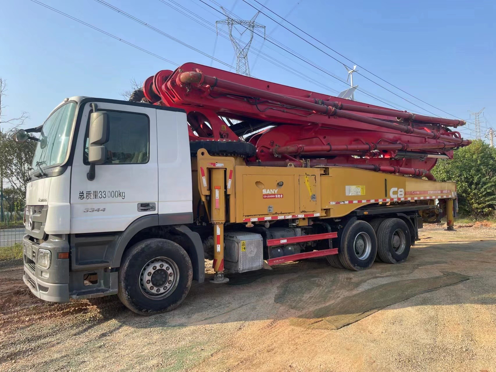 2019 2018 SANY Mercedes chassis 49m 56m Remote Control Concrete Pump Truck 44400KG with 315kw Engine Power