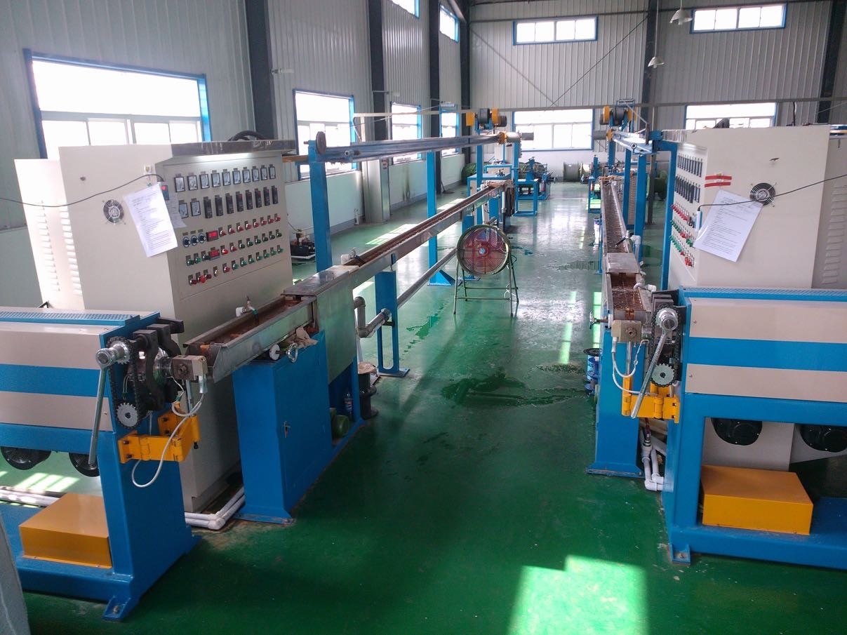 High Speed PVC Plastic Wire Extruder , 140kg/h Cable Manufacturing Machine