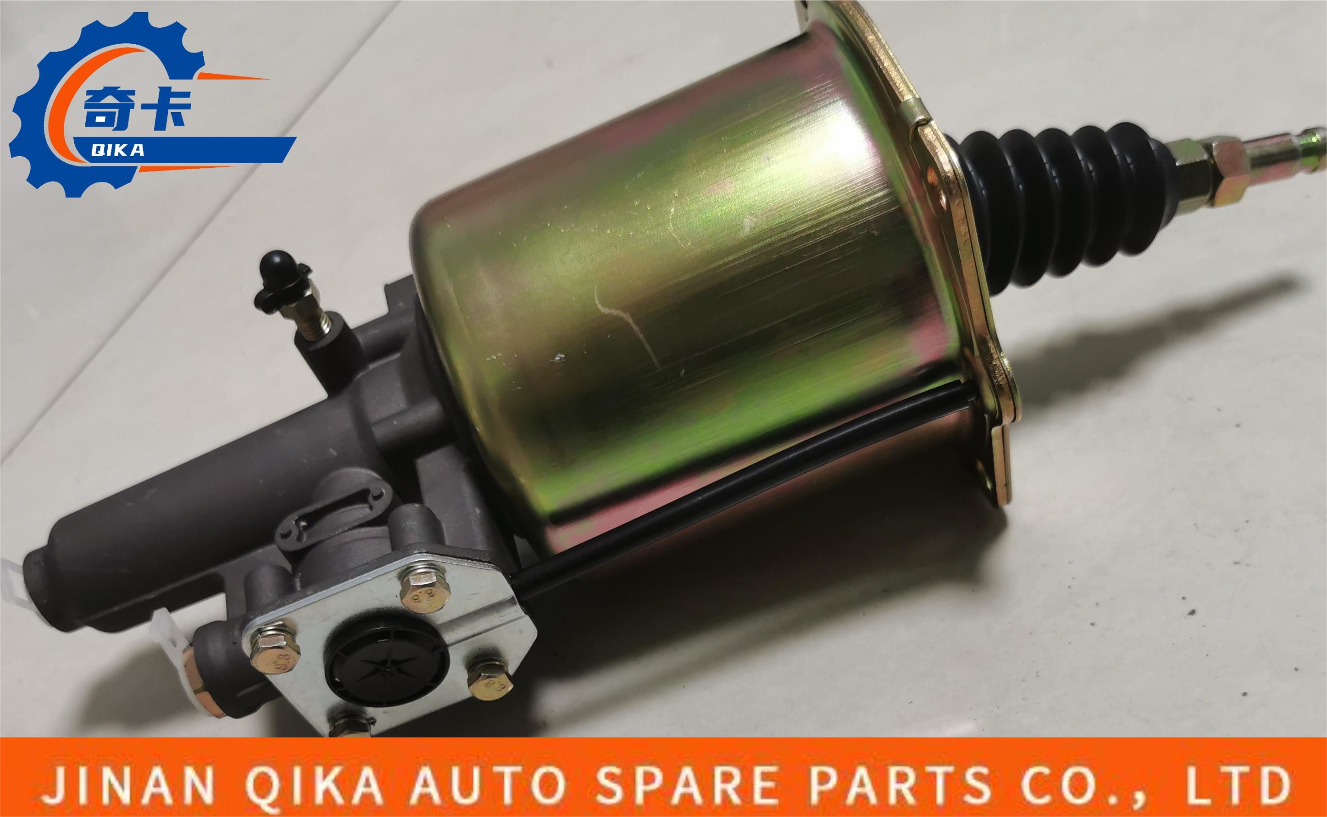 Clutch Booster Clutch Booster Cylinder Clutch Pump Howo Truck Spare Parts Wg9725230041
