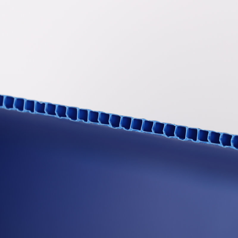 Flat Corrugated Plastic Roofing Sheet Blue PP Hollow Corrugated Plastic Roof Panels Carton