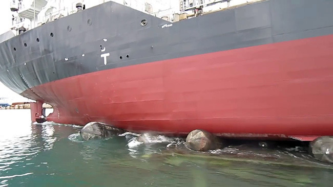 2.5m Lifting Landing Barge Launching Airbags For Shipyards Docking / Undocking