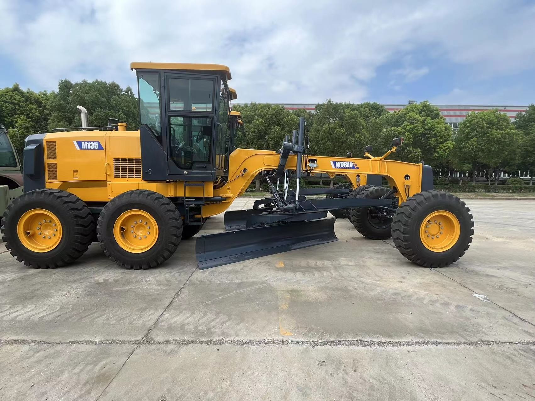 Cummins 6BT5.9 Motor Grader With 3658mm Blade Length 135HP Farmland Leveling