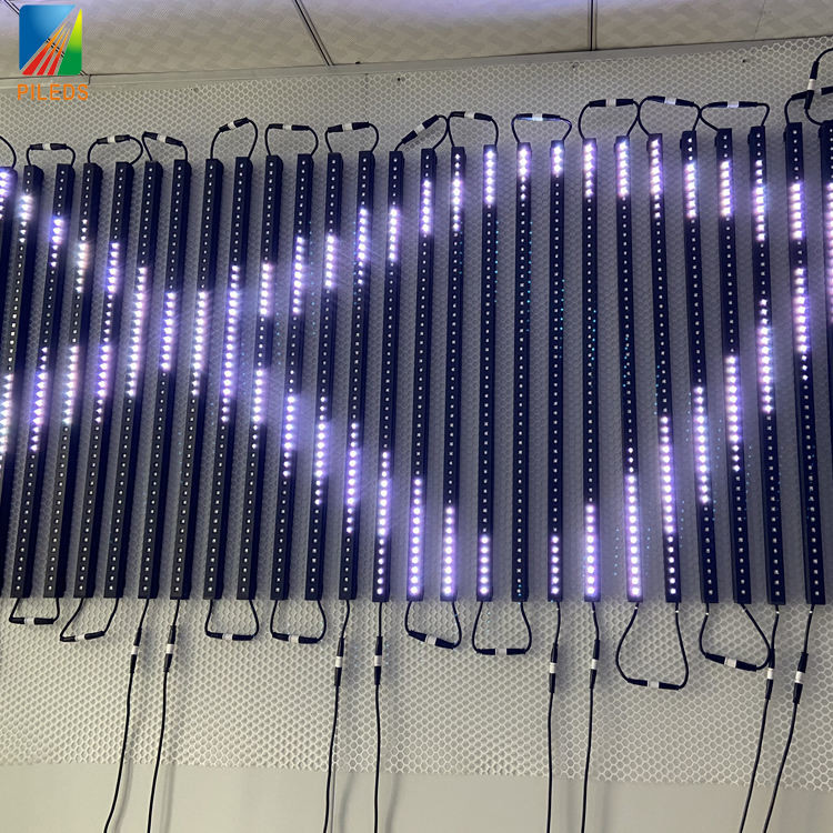 IP67 12W Pixel Light Bar , RGB LED Linear Light For Building Advertising