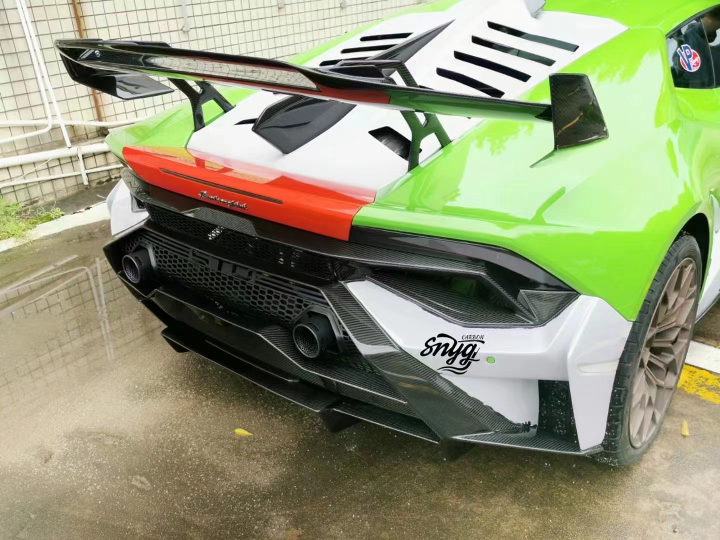 STP Carbon Fiber Body Kit for Lamborghini Huracan LP580 LP610 Carbon Fiber Front and Rear Bumper Spoiler Hood