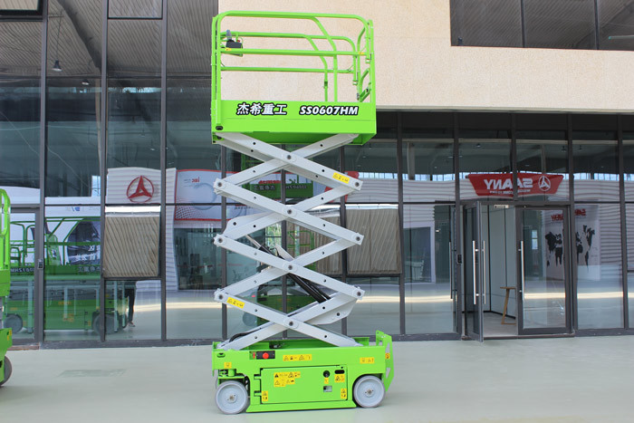 Protable small 6m Elevated Working Platform with 24V/225Ah Battery