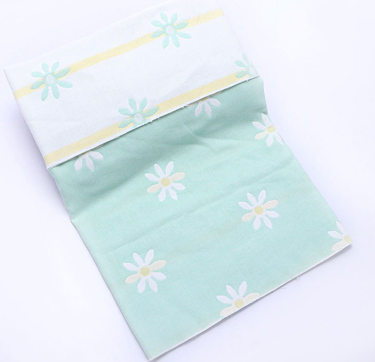 Double Layers Colorful Jacquard Cotton Fabric 130gsm Vivid Pattern