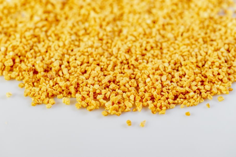 Delicious 5% Moisture 4*4mm Fried Garlic Granules
