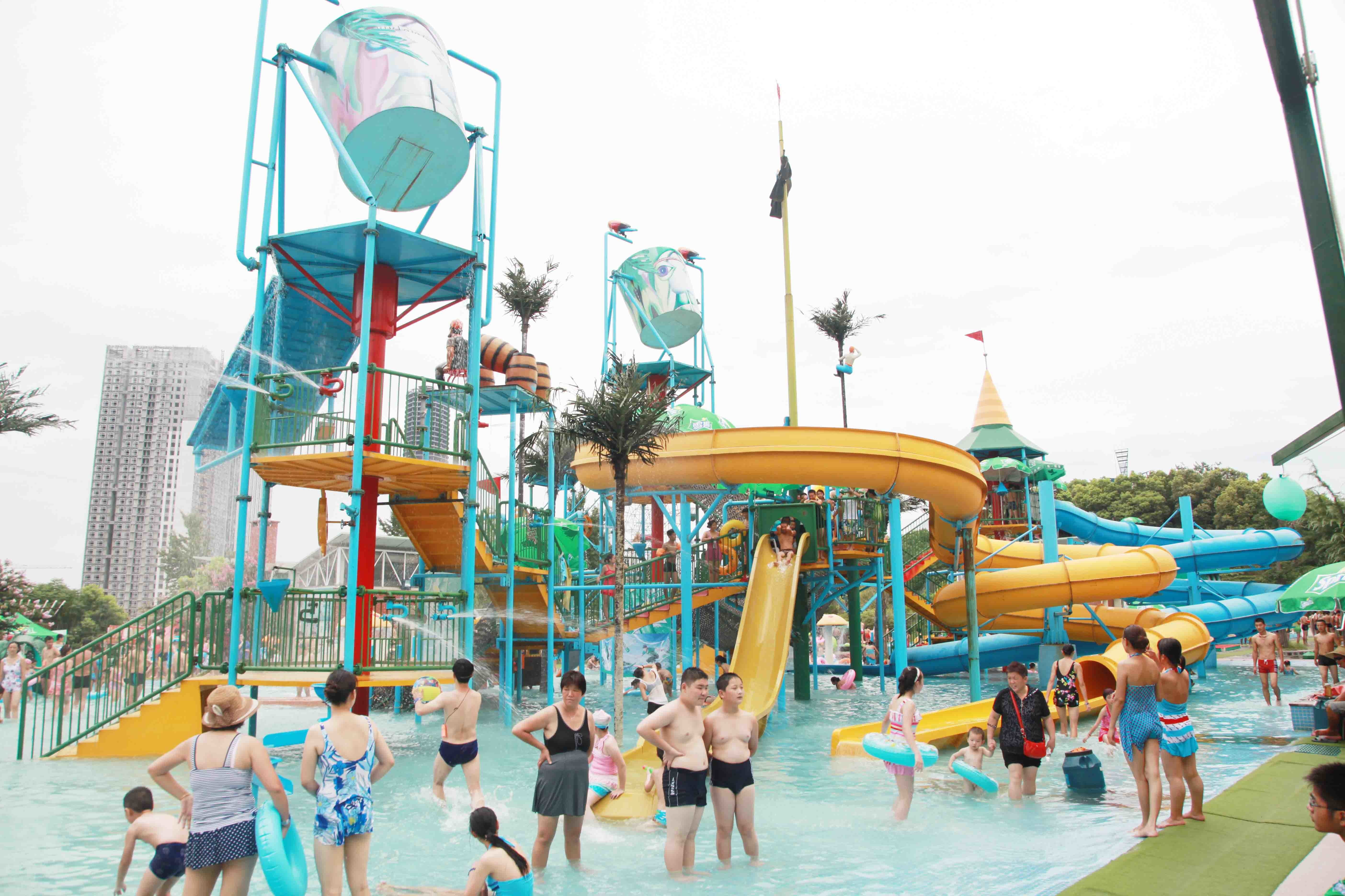 Commercial Medium Water House Aqua Playground Platform With Water Slide for Water House