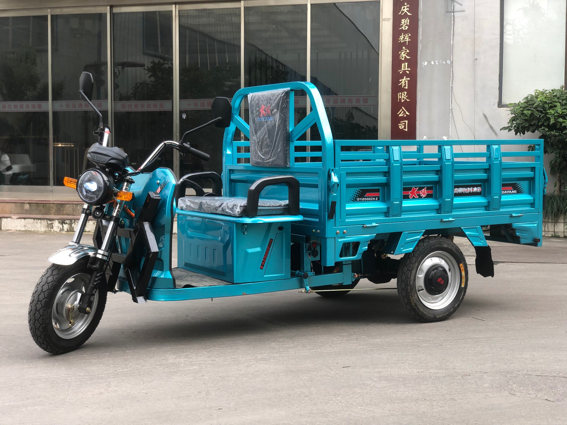 72V Electric Trike Scooter Three Wheel Motorized Driving Type Tricycle with Open Body