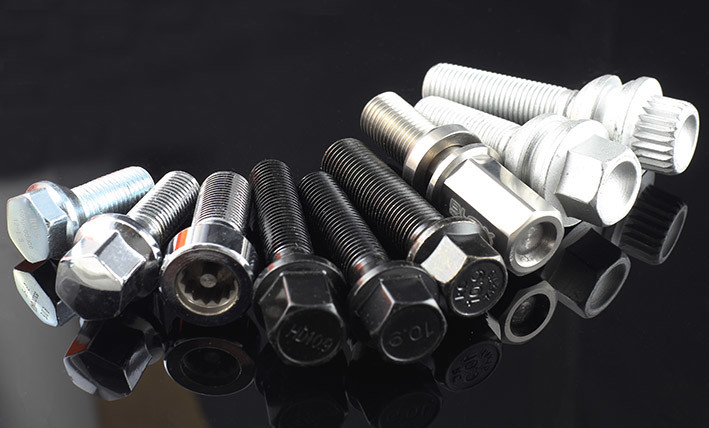 Shank 52 mm Grade 12.9 Extended Wheel Bolts for MERCEDES A/B/C/E Series m14x1.5 wheel studs