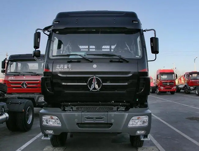 Beiben Tractor Head Optimal For Heavy Duty Hauling Left Driving 6x4 tractor unit