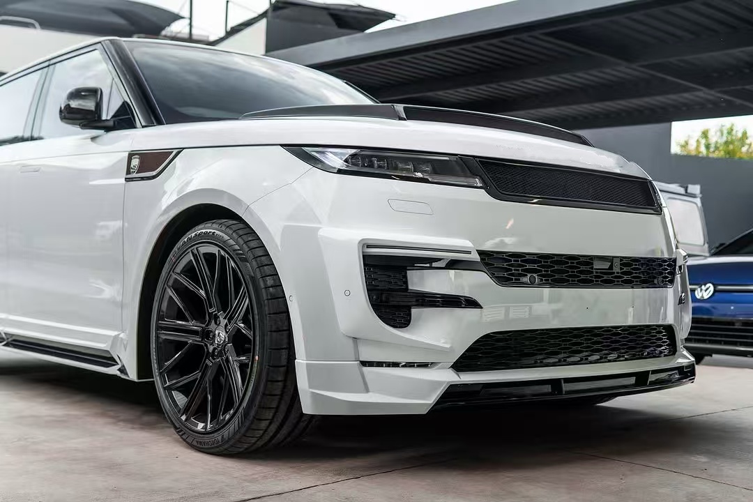 Carbon Fiber Range Rover Sport Body Kit LM Style Front Lip Car Wheel Arch