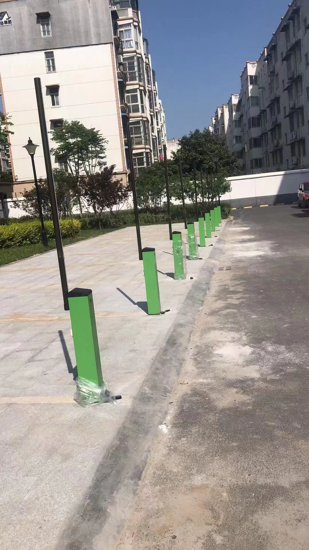 3s Automatic Parking Barrier Gate Customizable For Car Driveway
