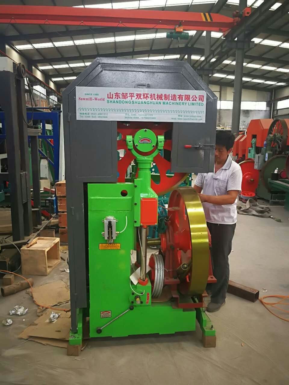 woodworking vertical band saw mill machine with trolley CNC log carriage