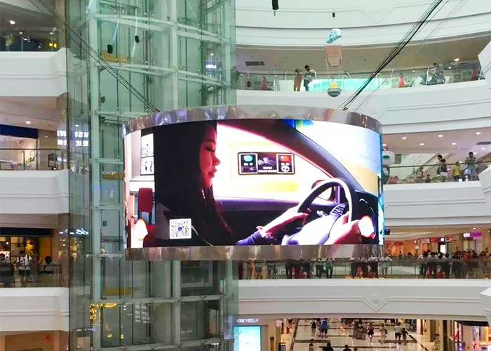 Shopping Malls P4 Flexible LED Displays 3840 hertz Curved Led Video Wall