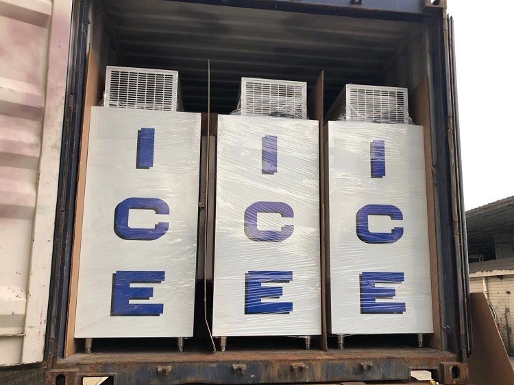 Outdoor Merchandiser Ice Storage Fridge Commercial Solid Door Ice Freezer