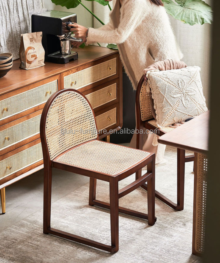 Home Furniture Natural Solid Wood Luxury Rattan Dining Chair for Modern Restaurant