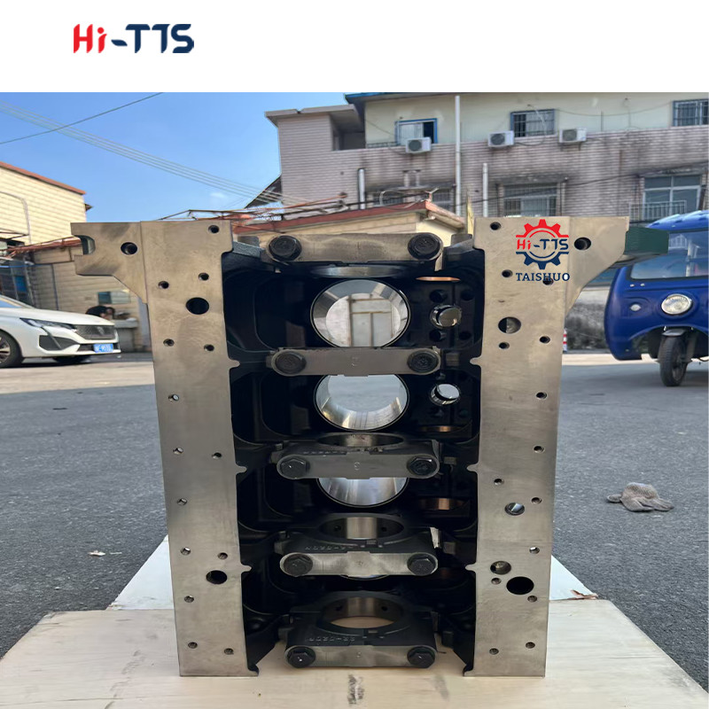 Cylinder Head 04293366 VOE20970527 04515613 20970527 for D5E EC200D EC210D Engine