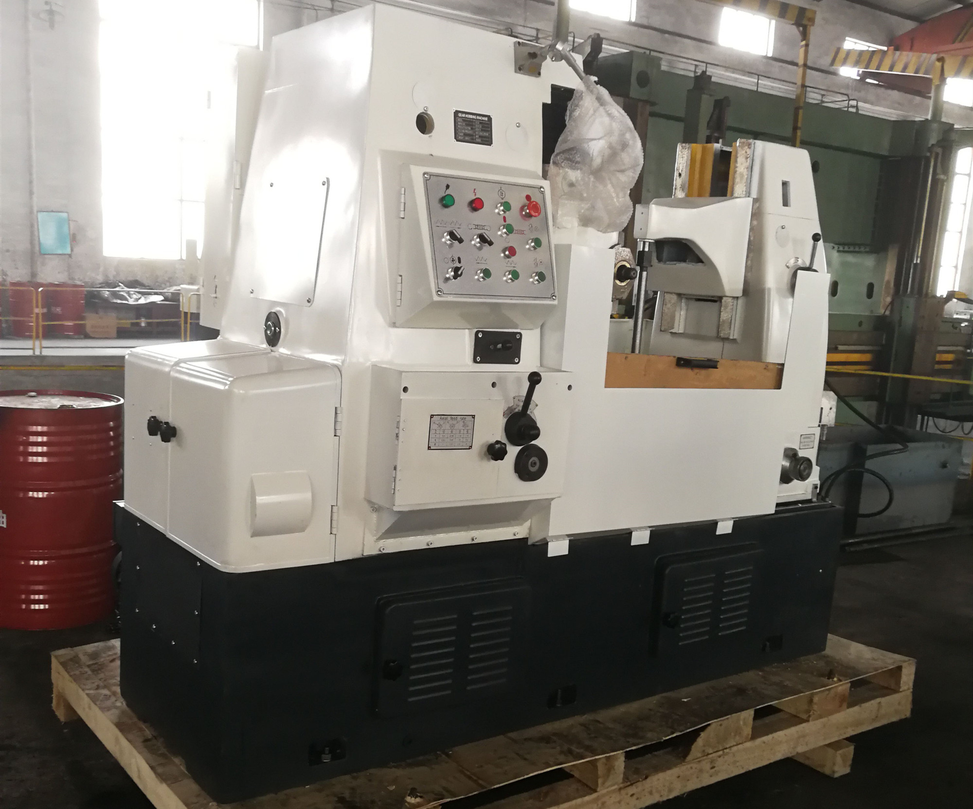 Y3150 Durable Gear Hobbing Machine , Gear Making Machine With High Speed