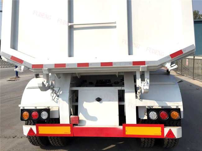 Three Axles Rear Dump Semi Trailers , Hydraulic Tipping Tractor Trailer