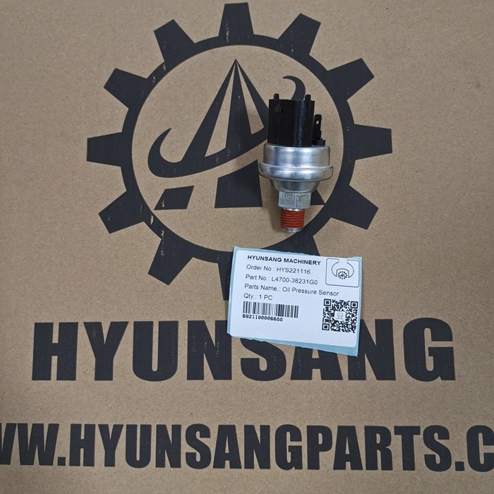 Engine Spare Parts Oil Pressure Sensor L4700-38231G0 L5200-38231G0