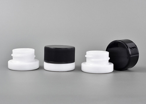 Child Resistant White Opal Glass Jars, Glass Jars For Lip And Perfume Balm Manufacturer Glass Concentrate Jar