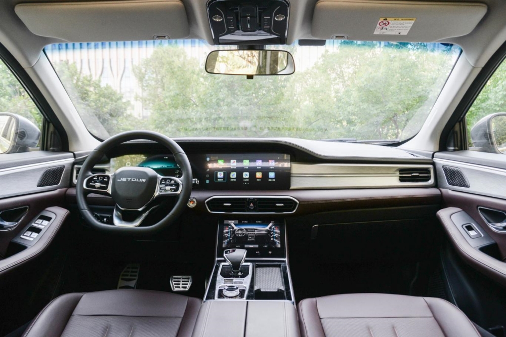 Level Mid-size SUV ABS Antilock Braking System Yes 2023 Chery Jetour X90 Plus Automatic Full Option 2.0t 4 Wheel Petrol Car
