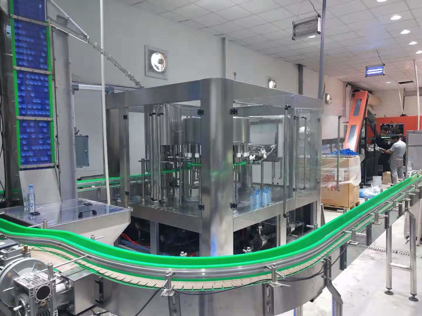 36000BPH Drinking Water Production Lines CGF For PET 200-2000ml Bottle