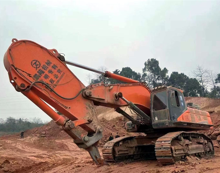 Doosan Engine 50 Ton Crawler Chain Excavator for Earth-moving and Stone Drilling