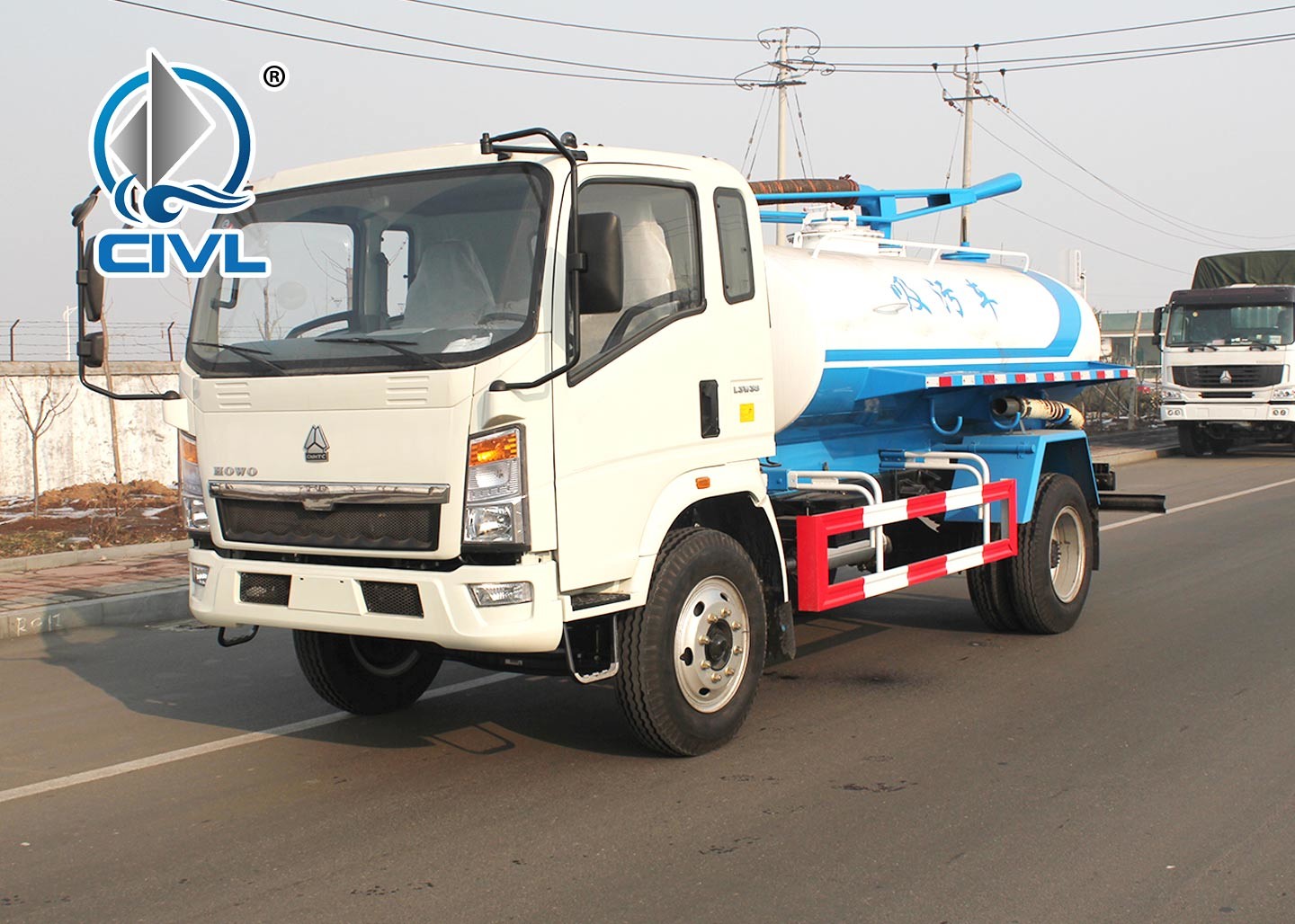 Sinotruk Howo 4m3 - 8m3 Light Duty Sewage Suction / Vacuum Truck
