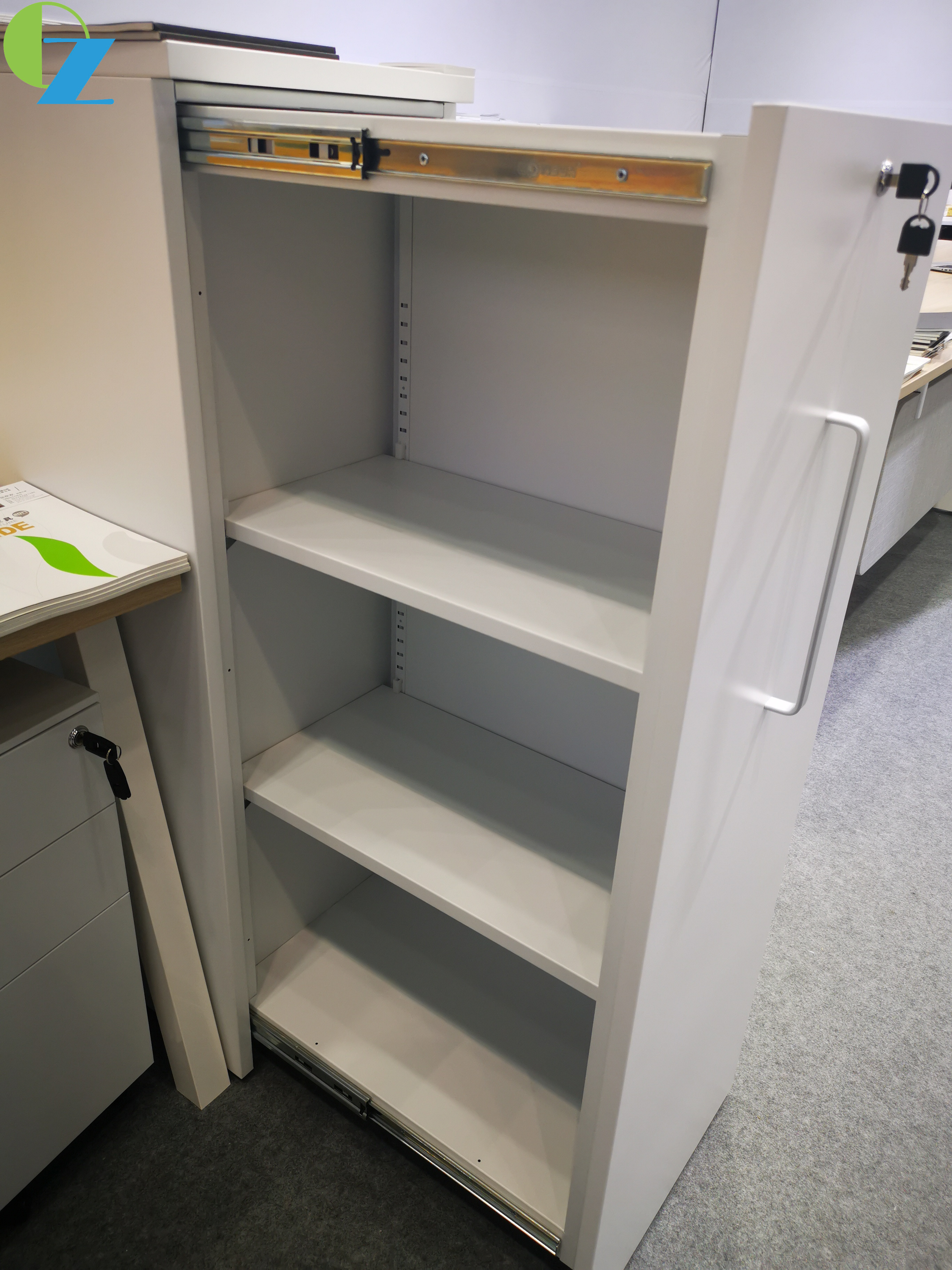 600mm Depth Steel Office Cabinet Side Interchangeable Panels