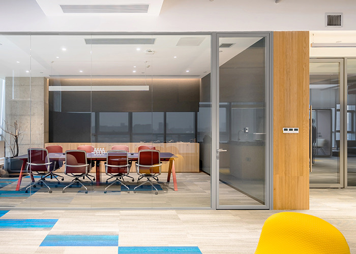 Affordable and Elegant 25mm/40mm/60mm Very narrow Office Glass Partition Walls suport customization