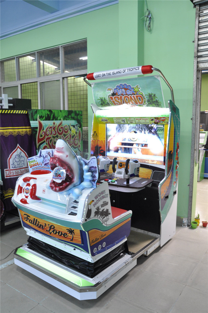 43 Inches Lcd Game Shooting Arcade Machine With Dynamic Motion Seat