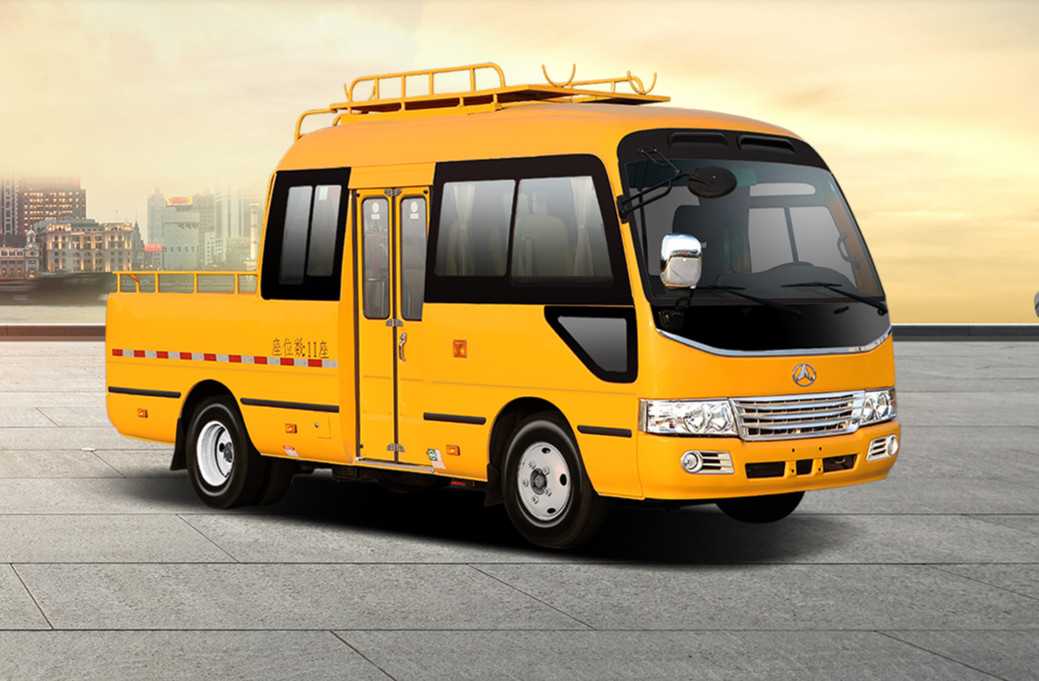 Jiangling Jingma 10-11 passenger and cargo transport vehicle engineering vehicle diesel two-wheel drive rear drive manua