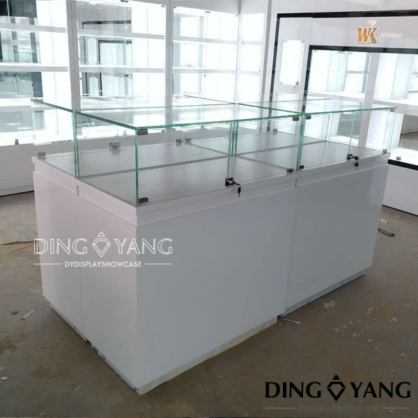 White Glass Customized Jewelry Showcase Display