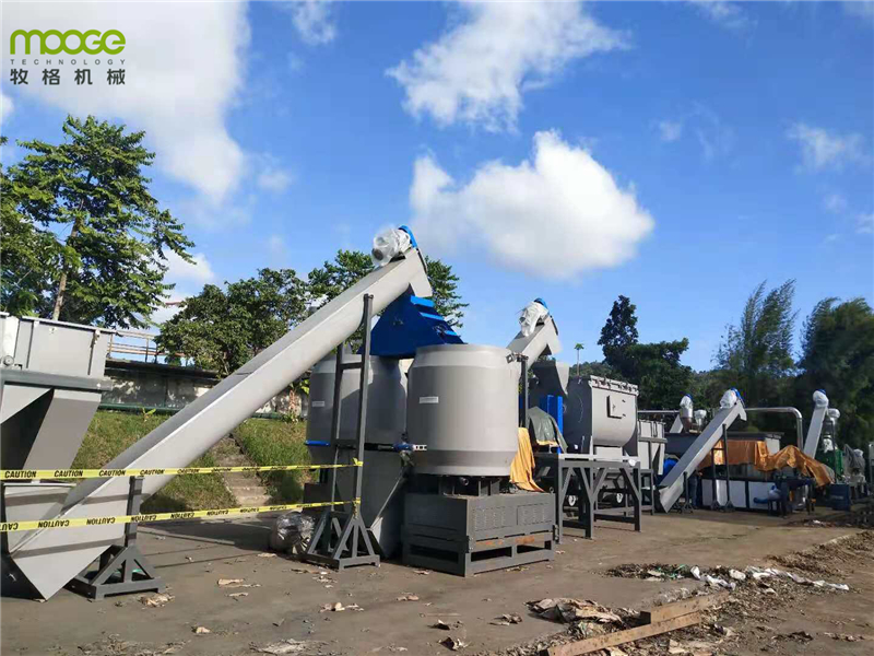 HDPE Waste Film Recycling Line Agricultural 3000kg/H LDPE Machine