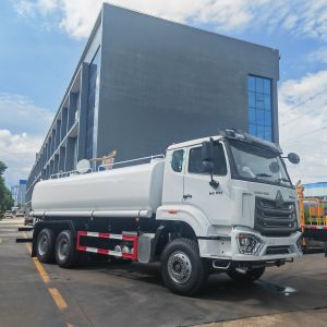China Sinotruk HOWO Water Tanker Tank Sprinkler Bowser Watering Wagon Cart on sale