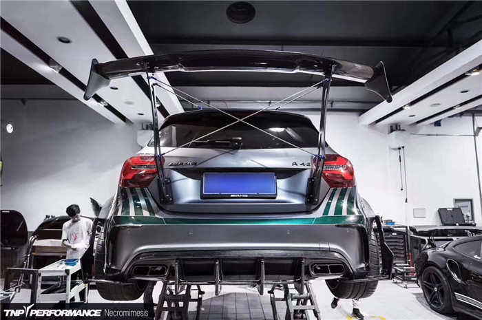 For Mercedes AMG A45 Carbon Fiber Body Kit A45 Upgraded Top Style Front Shovel Diffuser Spoiler Wide-body Kit