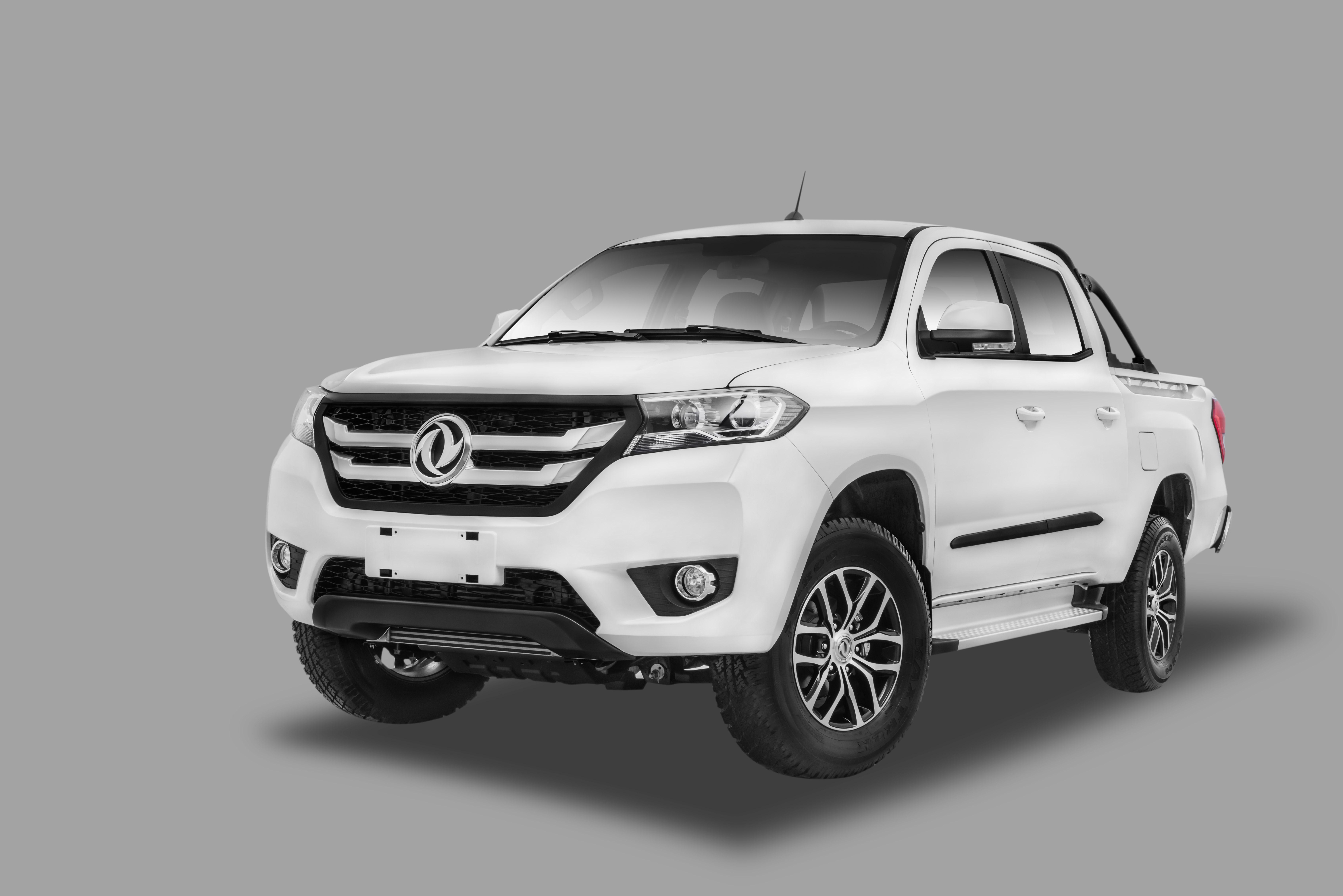 Mini Truck Diesel Engine P22 Model 4x4 RHD Pickup Truck with Cargo Tank Length ≤4.2m