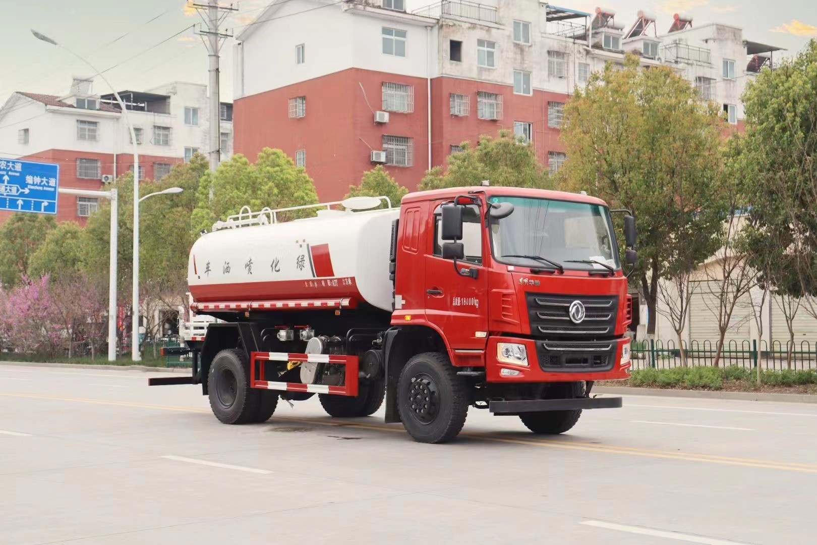 Water Sprinkler Truck 4X4 Drive Road Tanker SPV Special Purpose Vehicle Sanitation 12000 Liters Tank