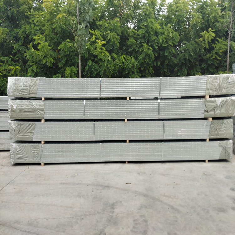 Galvanized Carbon Heavy Duty Steel Grating Platform Step Plate For Drainage Industry