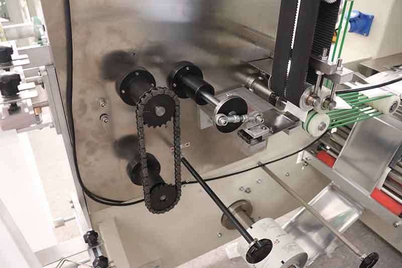 Stainless Steel Wet Wipes Packing Machine Production Line 2.8KW