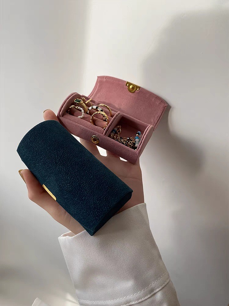 NEW EXQUISITE HIGH-GRADE VELVET JEWELRY BOX RING BRACELET NECKLACE STORAGE BOX TRAVEL SMALL PORTABLE JEWELRY