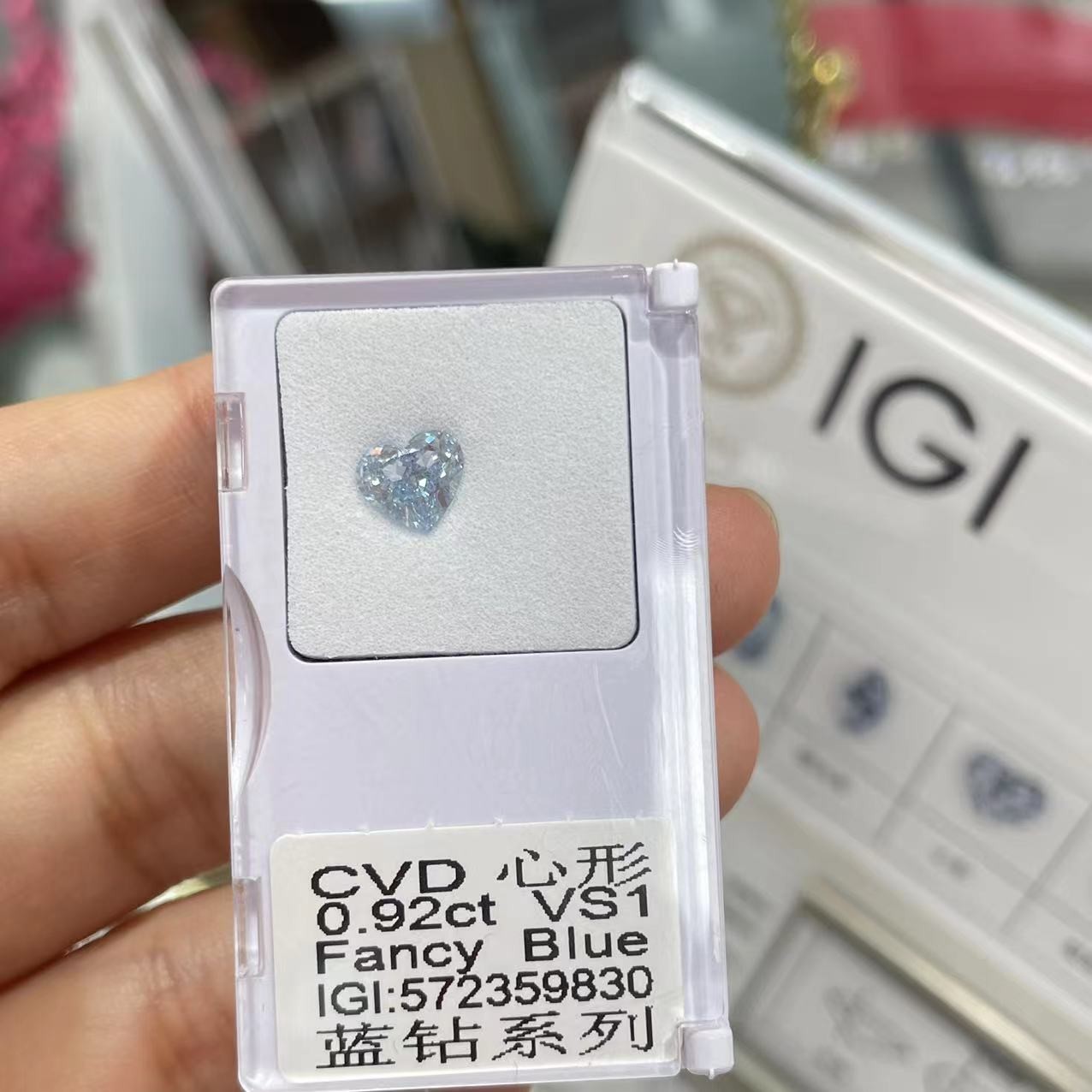 Small Lab Grown Blue Diamonds 0.6ct 0.7ct 0.8ct 0.9ct IGI Certificate