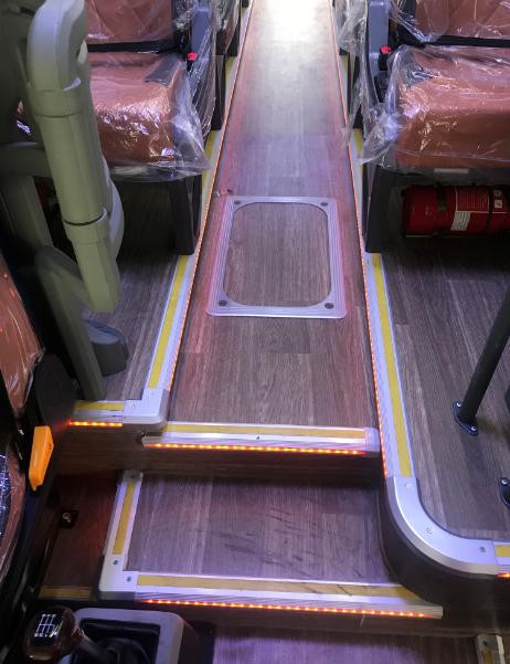 Brand New Bus Kinglong Xmq6112ay 2buses 49+1+1seats Yuchai Engine 6L280 Fast 6 Speed Gearbox