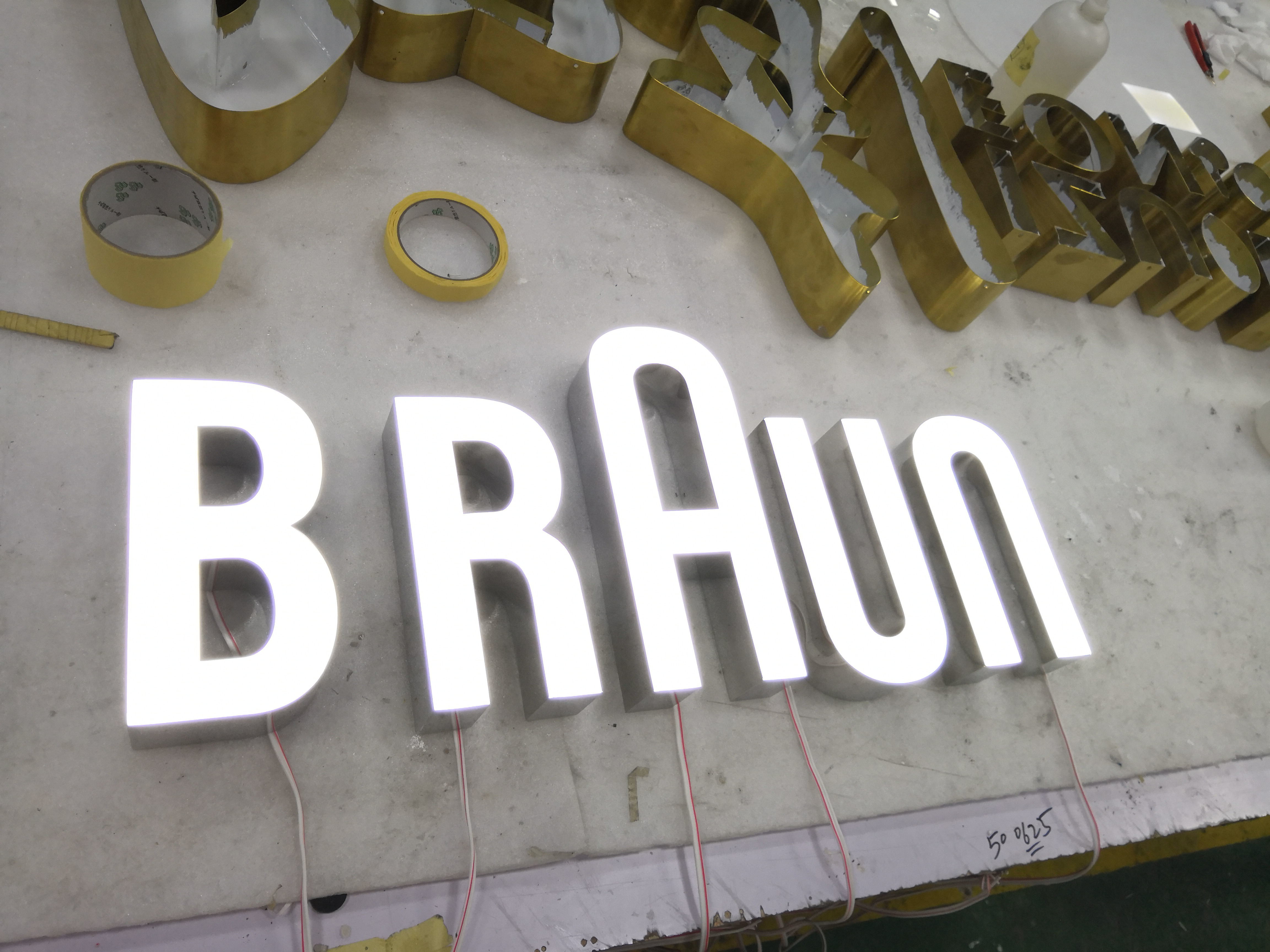 Building Facade UL Front Lit Channel Letter Sign Waterproof 120V 12mm